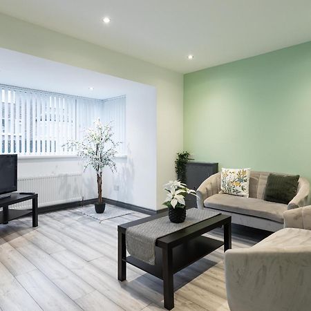 Fully Refurbished North Belfast Home 2 Экстерьер фото