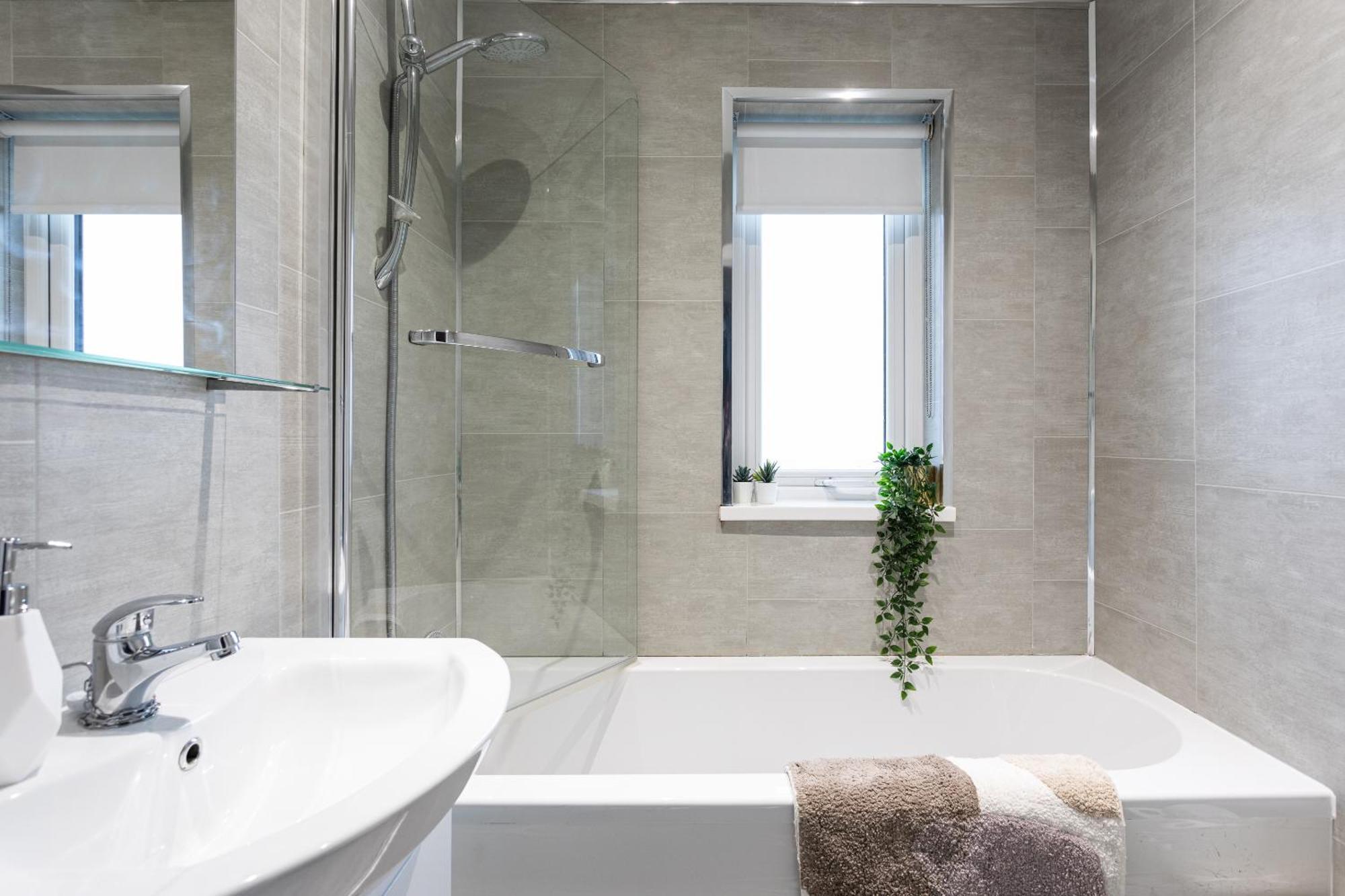Fully Refurbished North Belfast Home 2 Экстерьер фото