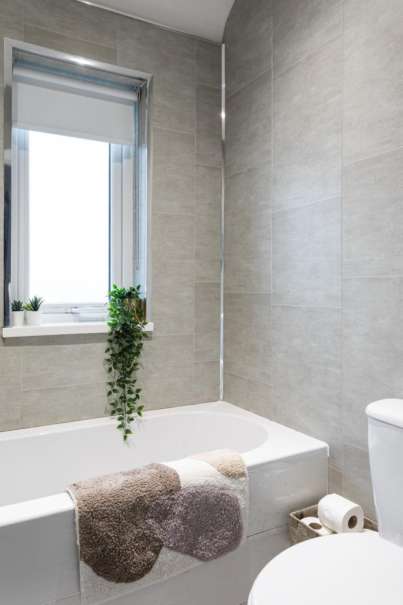 Fully Refurbished North Belfast Home 2 Экстерьер фото