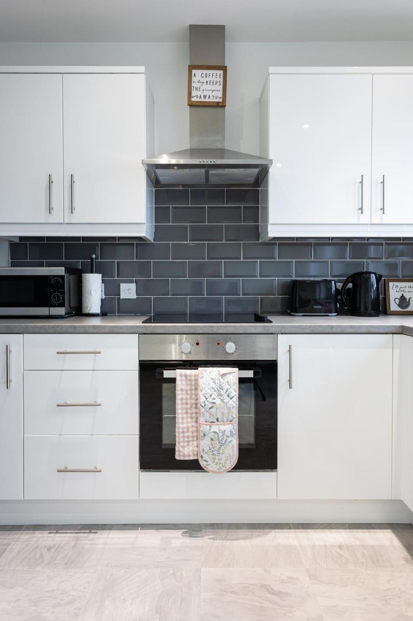Fully Refurbished North Belfast Home 2 Экстерьер фото