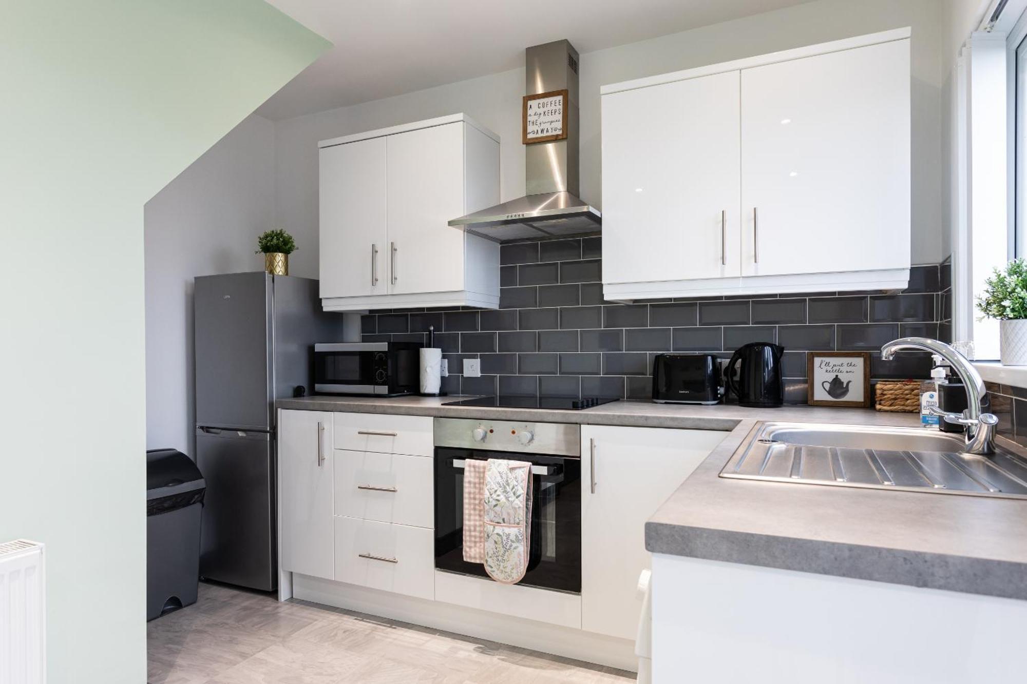 Fully Refurbished North Belfast Home 2 Экстерьер фото